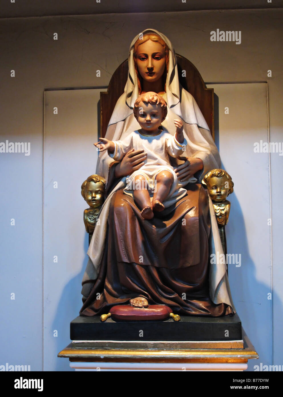 Madonna & Child statue en Whitefrier Dublin Irlande l'église St. Banque D'Images
