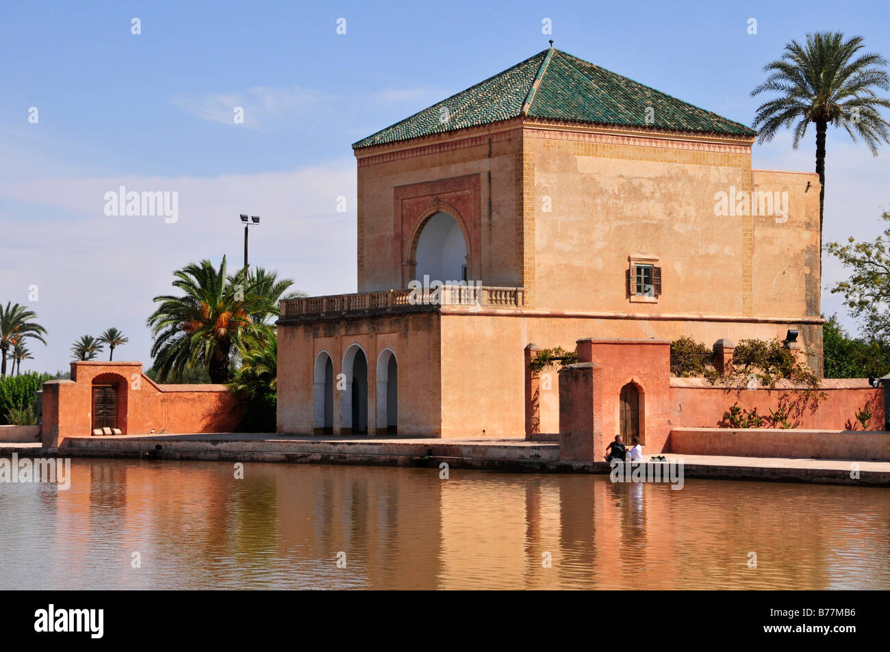 Dans Saadier-Palais les jardins de la Menara, Marrakech, Maroc, Afrique Banque D'Images