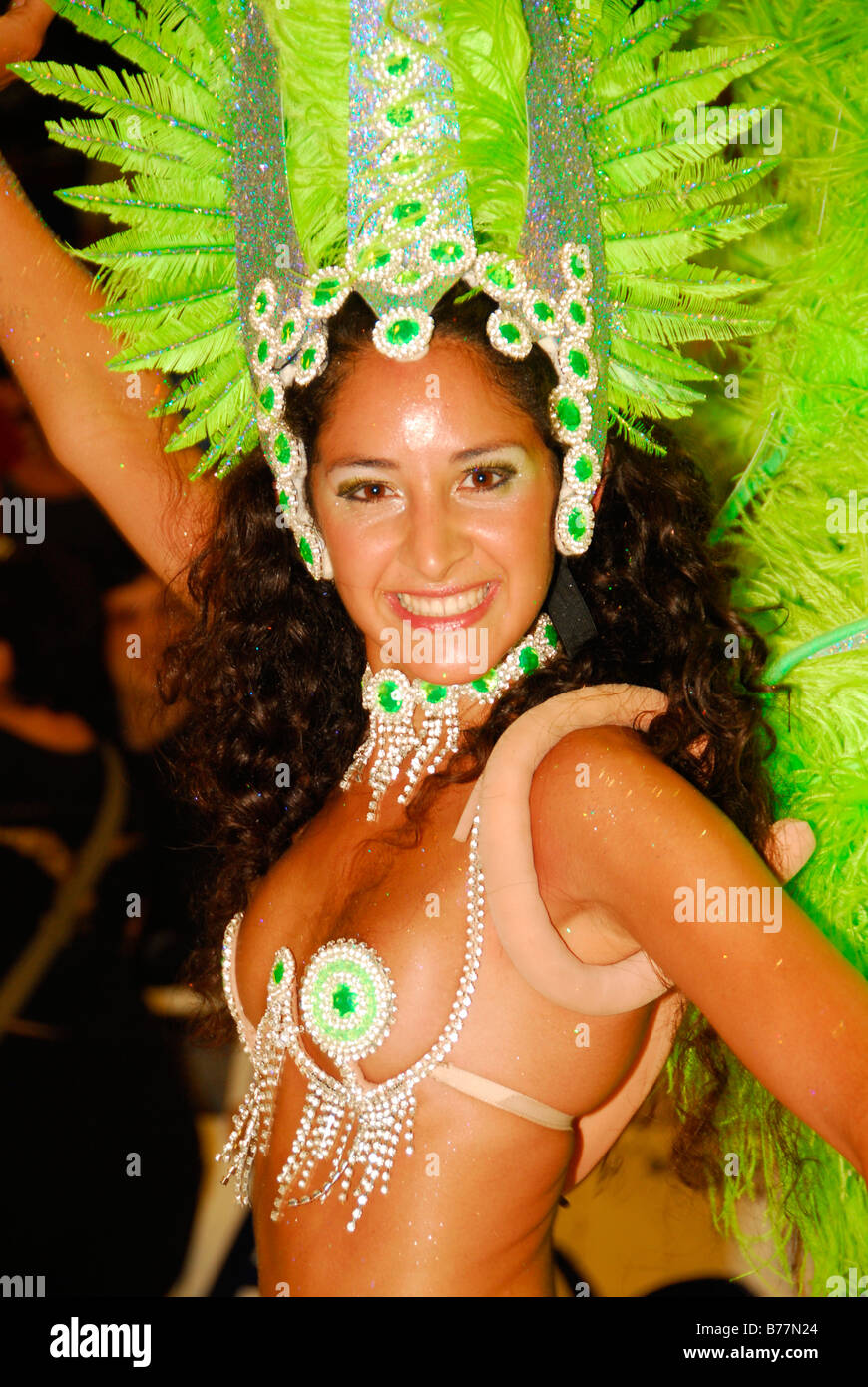 Danseuse au carnaval de Gualeguaychú, Province d'Entre Ríos, en Argentine, en Amérique du Sud Banque D'Images