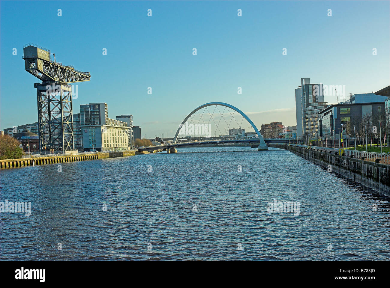 Grue Stobcross , Clyde Glasgow et Glasgow Arch Bridge Banque D'Images
