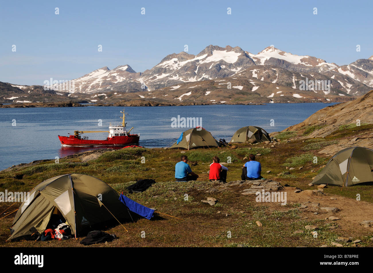 Camping dans le Kong-Oscar Fiord, Tasiilaq, Ammassalik, Est du Groenland Banque D'Images