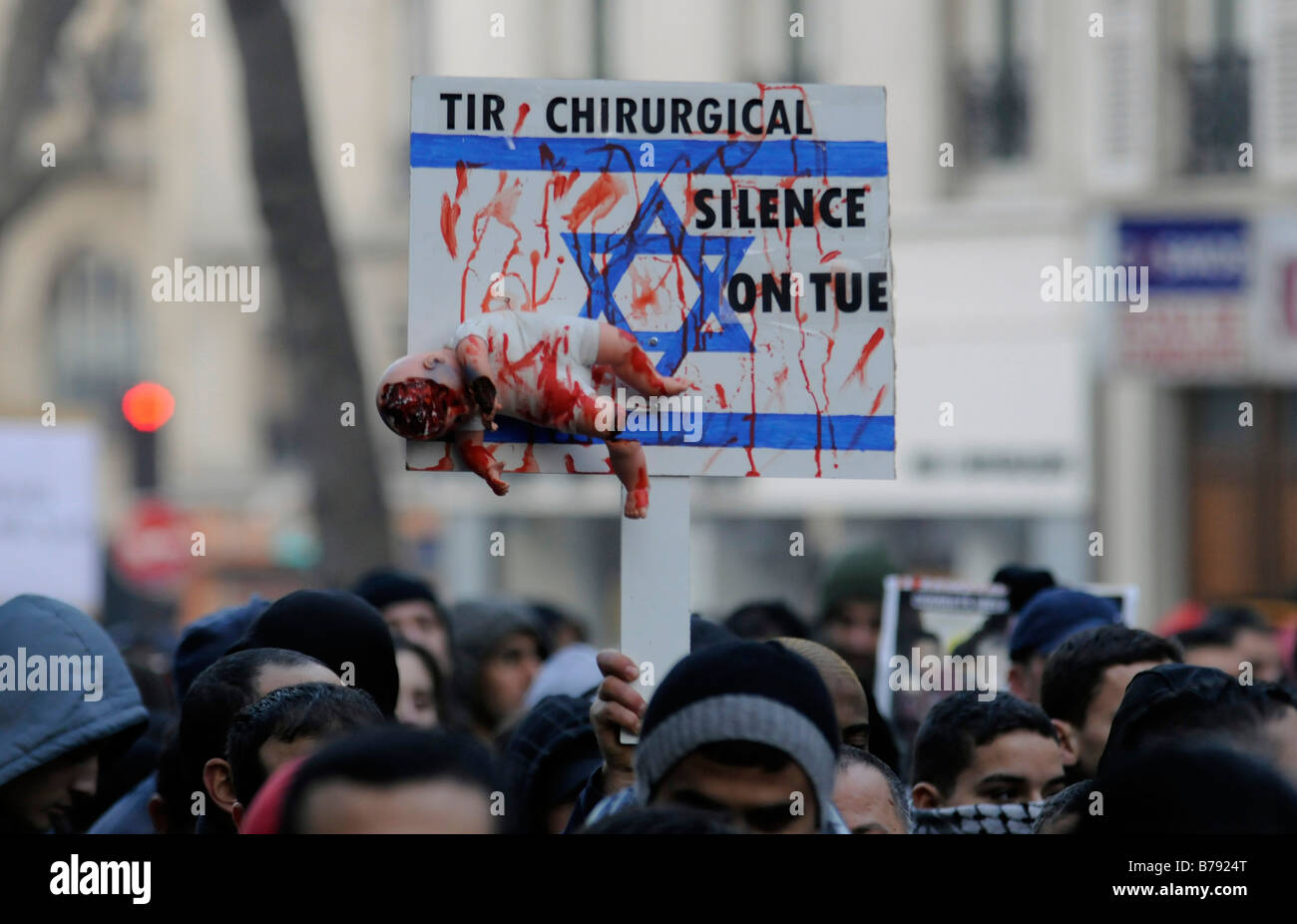 Pro-Palestinian manifestation pour protester contre les crimes israéliens à Gaza. Photo prise à Paris, France Banque D'Images