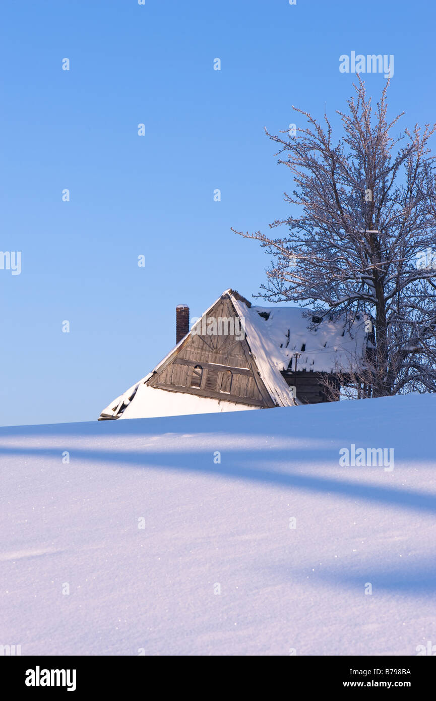 Paysage d'hiver dans le village de Gliczarow Tatras Pologne Région Podhale Banque D'Images
