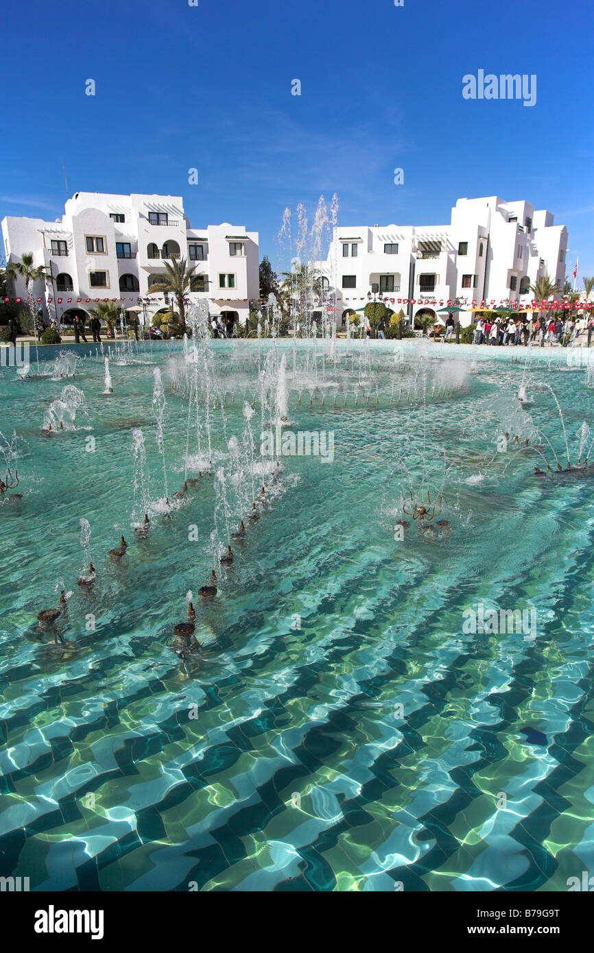 Ornimental Fontaines. Port el Kantaoui, Tunisie. Banque D'Images