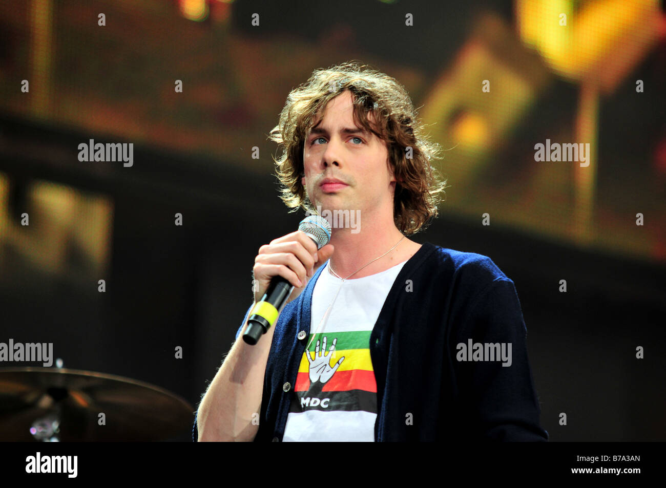 Johnny Borrell de Razorlight performing on stage in London, UK Banque D'Images