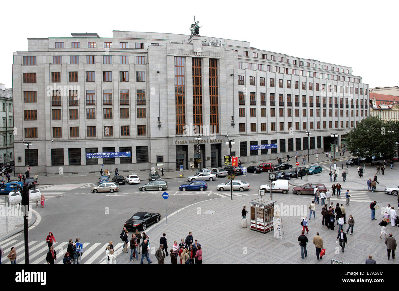 Édifice de la Banque nationale tchèque à Prague, République Tchèque, Europe Banque D'Images