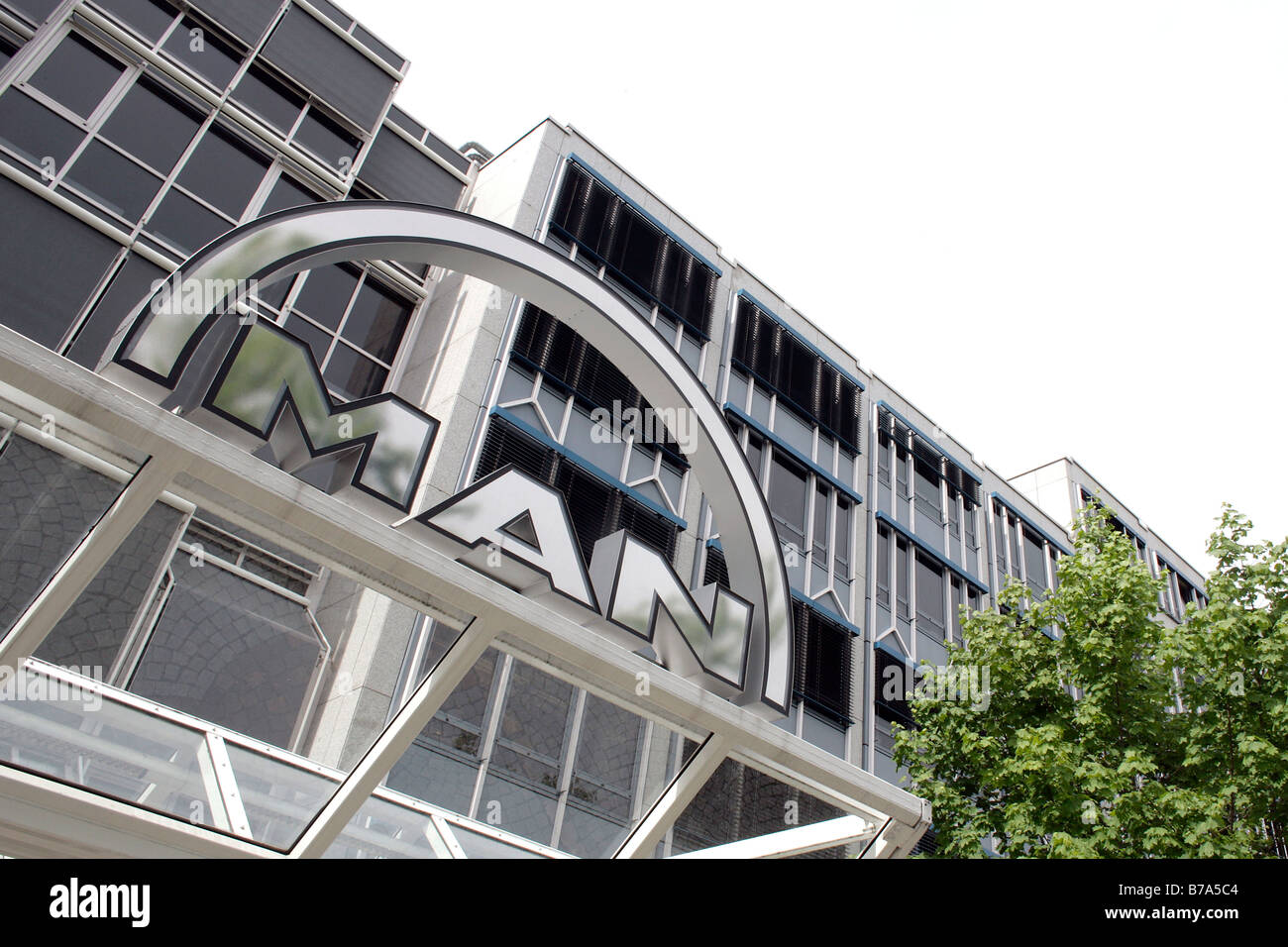 MAN Group Headquarters, Munich, Bavaria, Germany, Europe Banque D'Images