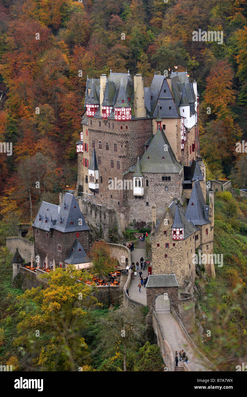 Burg Eltz, Château Eltz, Muenstermaifeld, Rhénanie-Palatinat, Allemagne, Europe Banque D'Images