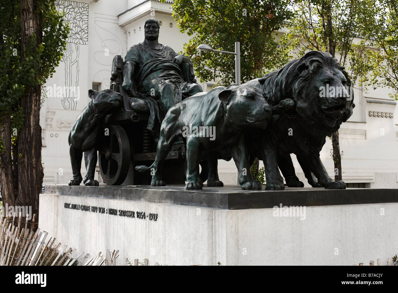 Statue de commandant militaire et le général Mark Anthony, Marc Anton, Marcus Antonius par Arthur Strasser, Vienne, Autriche, Europe Banque D'Images