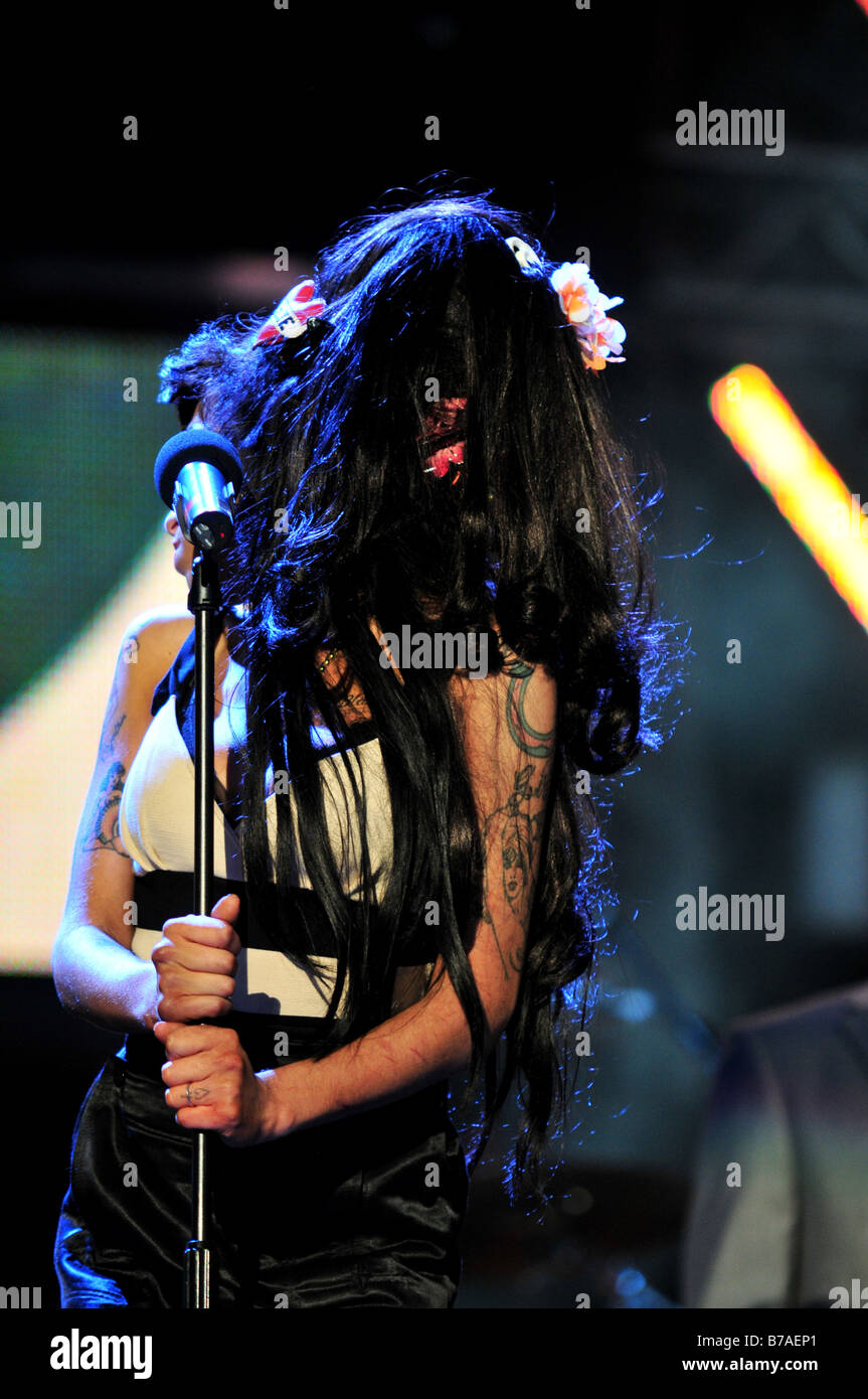 Amy Winehouse l'exécution à un concert à Hyde Park, Londres, UK Banque D'Images