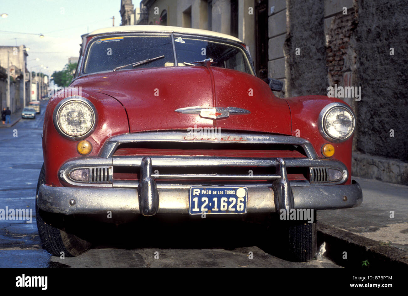 Chevrolet 51 Montevideo Uruguay skyline deluxe Banque D'Images