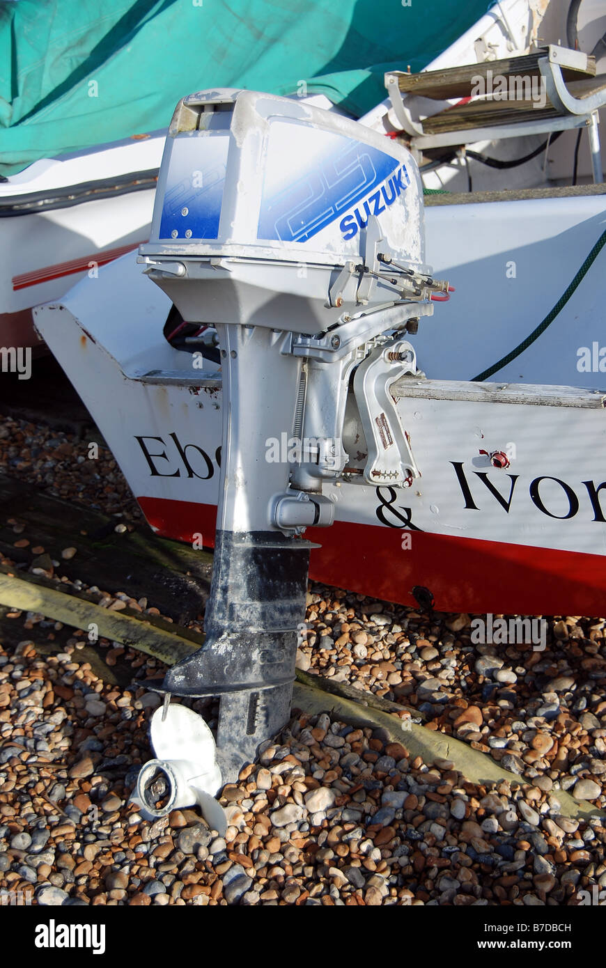 Moteur hors-bord Suzuki Banque D'Images