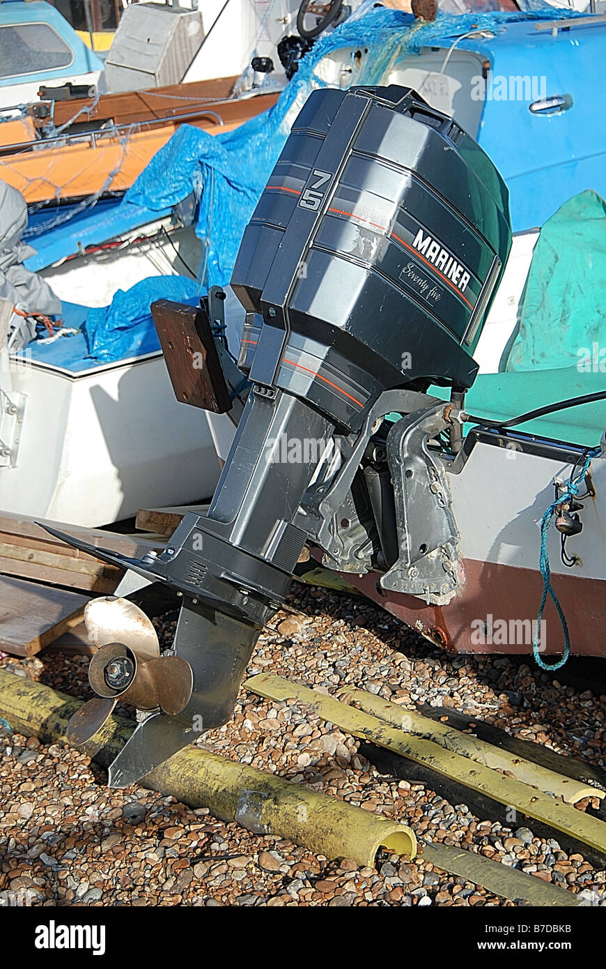 Moteur hors-bord Mariner 75 Banque D'Images