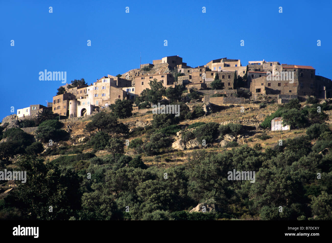 Le village perché de Sant' Antonino Saint ou, Balagne, Corse, France Banque D'Images