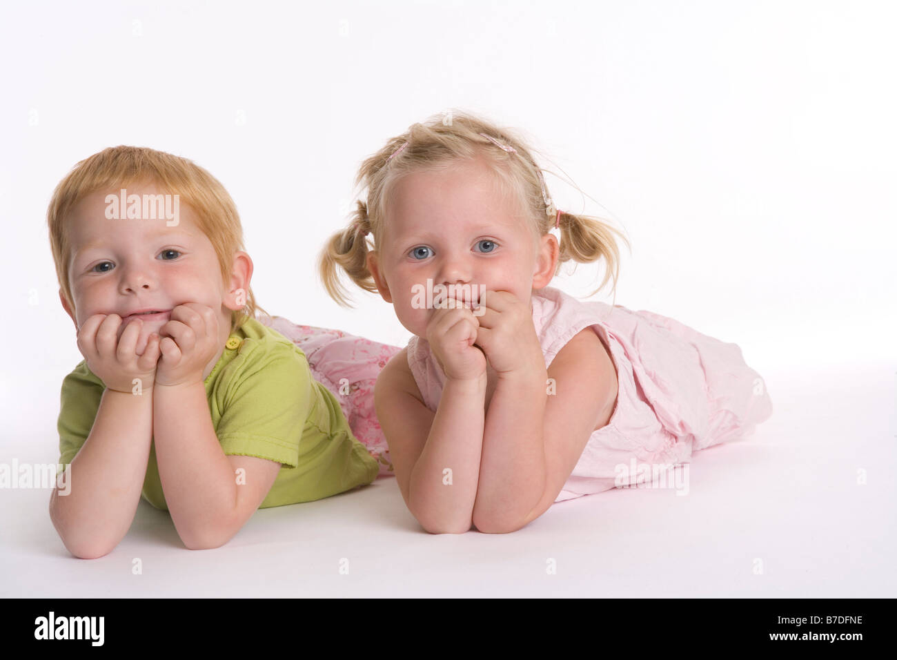 Portrait de deux petites filles Banque D'Images