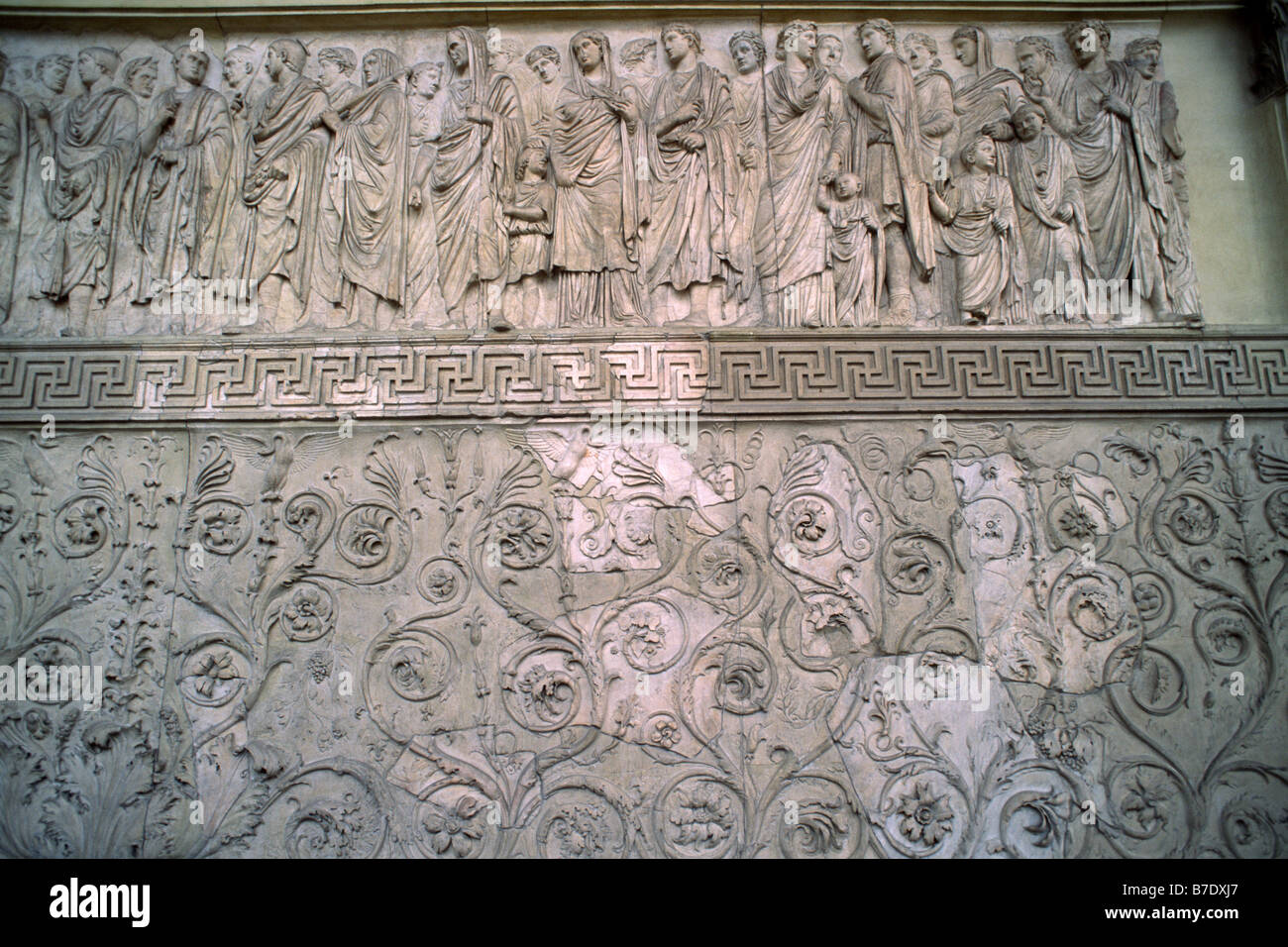 Italie, Rome, Ara Pacis Augustae, bas relief Banque D'Images