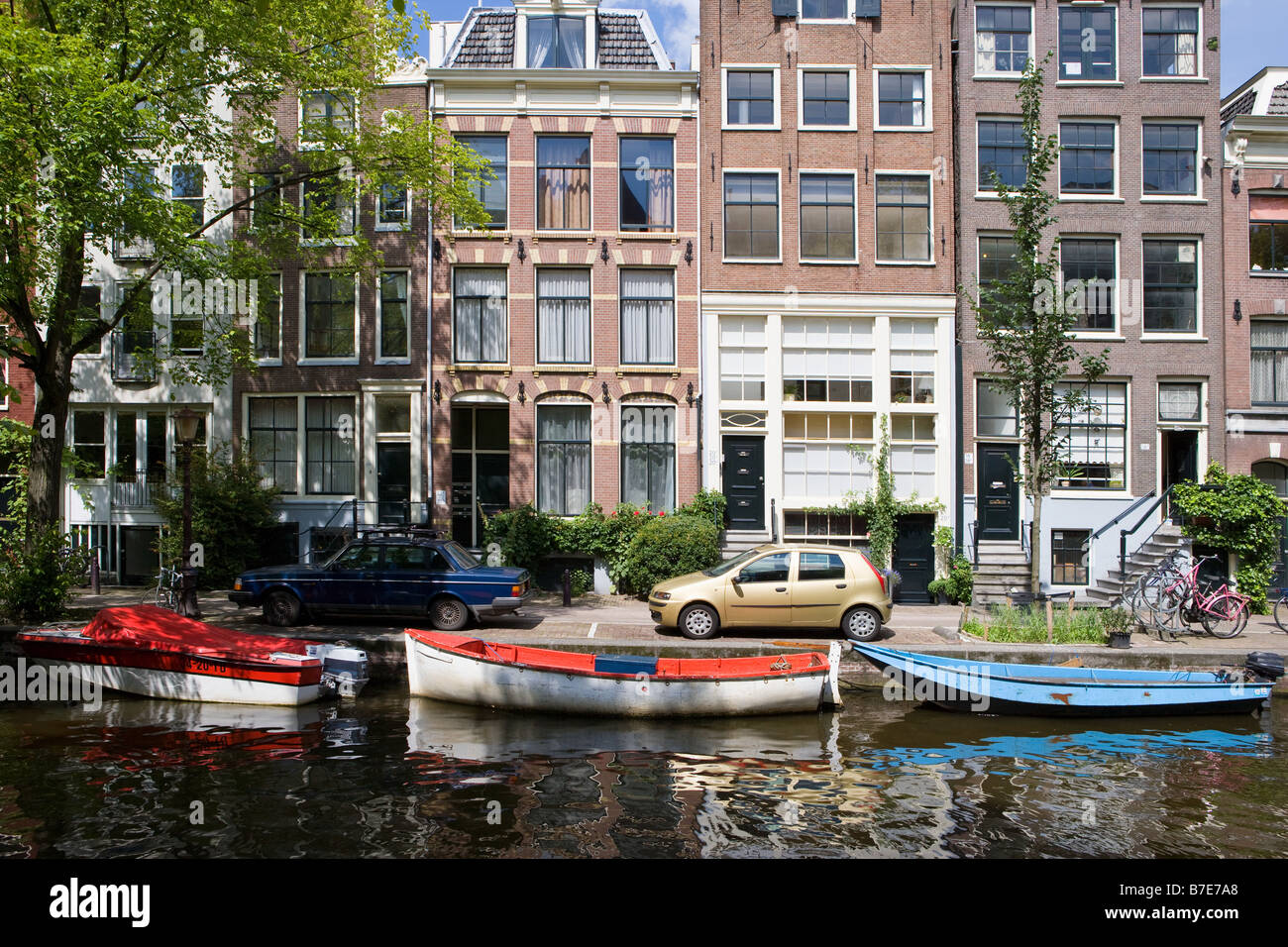 Canal à Amsterdam Banque D'Images