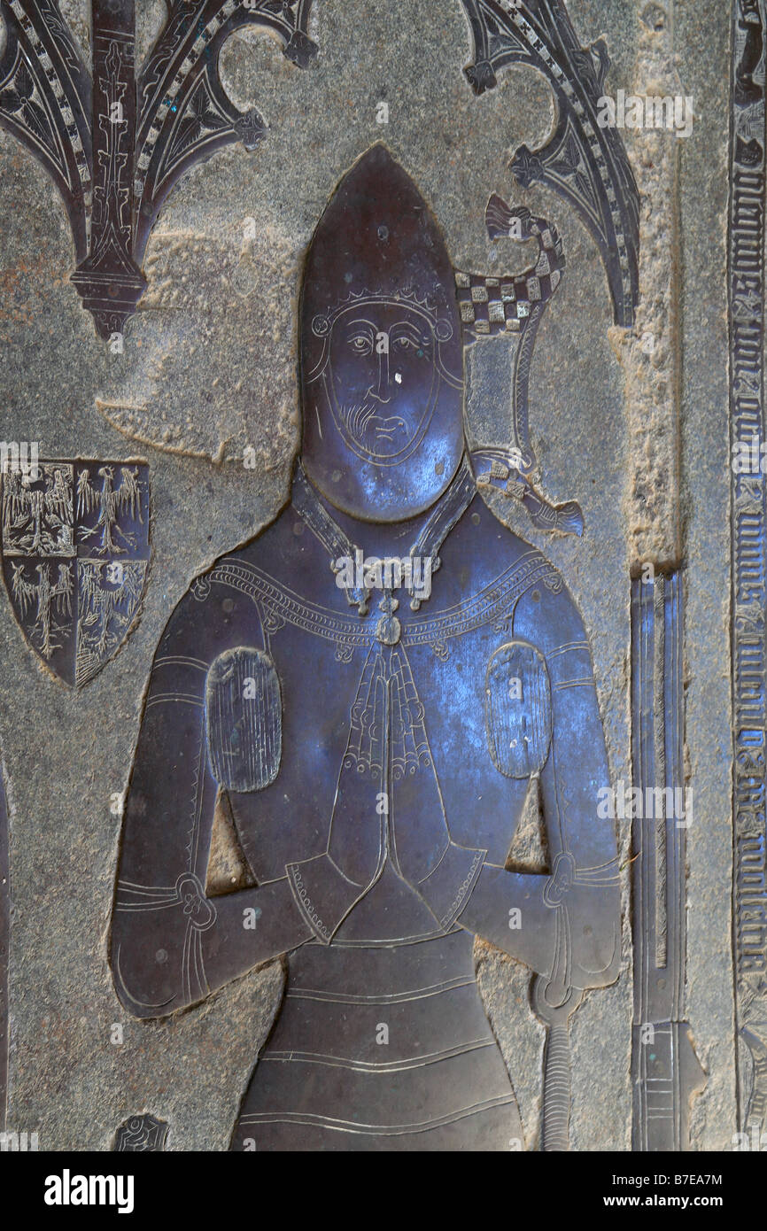 Sir John Wilcotes memorial médiévale en laiton dans l'église St. Michaels Chadlington Cotswolds Angleterre Banque D'Images