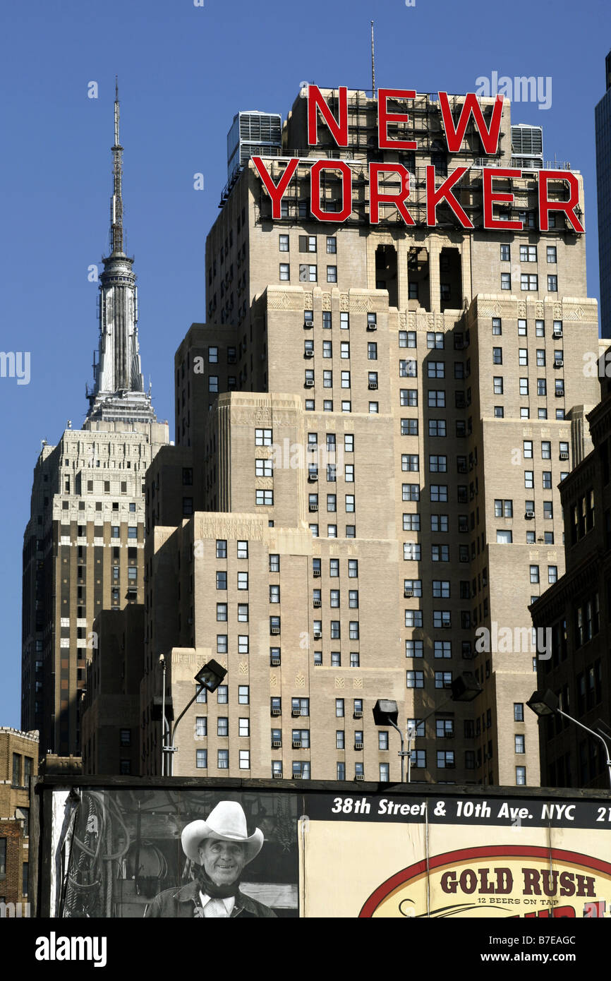 Le New Yorker Hotel & Empire State Building, New York City, USA Banque D'Images