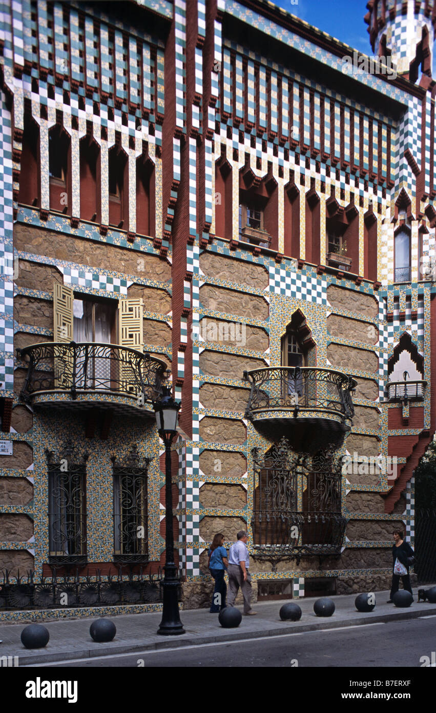 Brick & Tile Art Nouveau de la façade moderniste ou Villa Casa Vicens (1883-88) par Antoni Gaudi, Barcelone, Espagne Banque D'Images