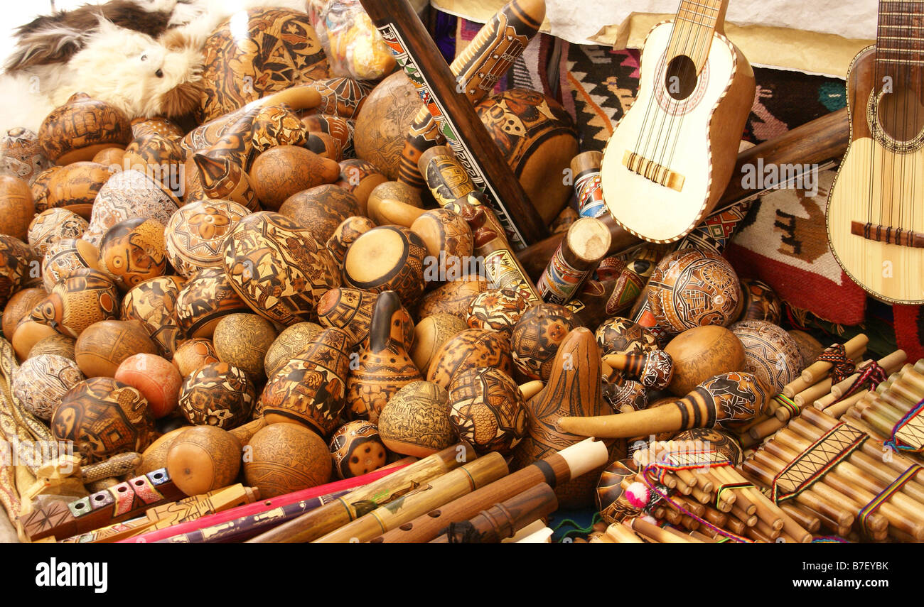 Belle collectible handcarved gourdes marché Pisac Cusco Pérou Amérique du Sud Banque D'Images