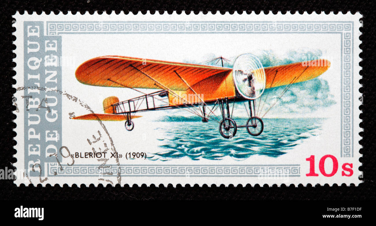 Histoire de l'aviation, avion Blériot XI (1909), timbre-poste, Guinée Banque D'Images