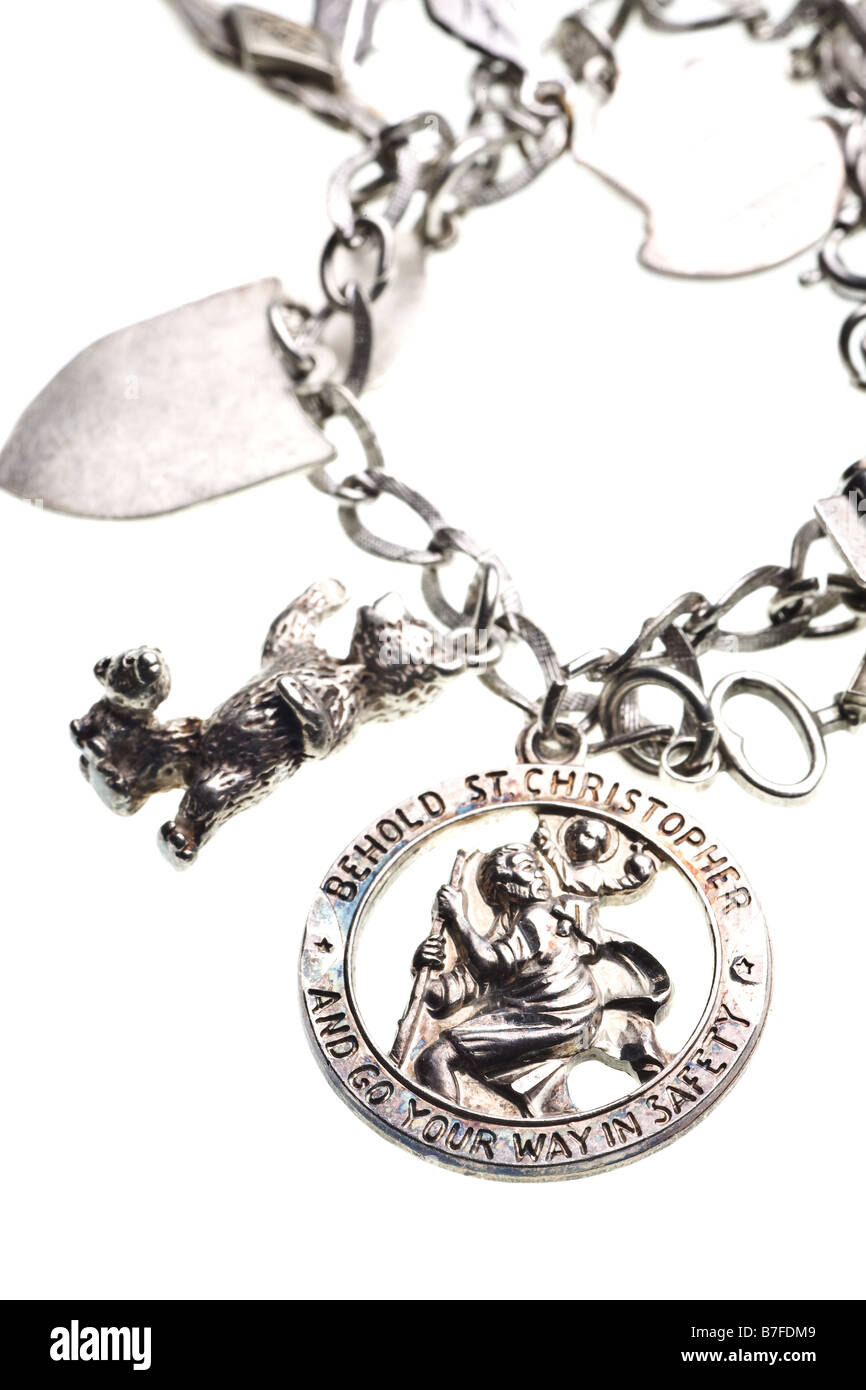 St Christopher ancien charme bracelet médaille sur Banque D'Images