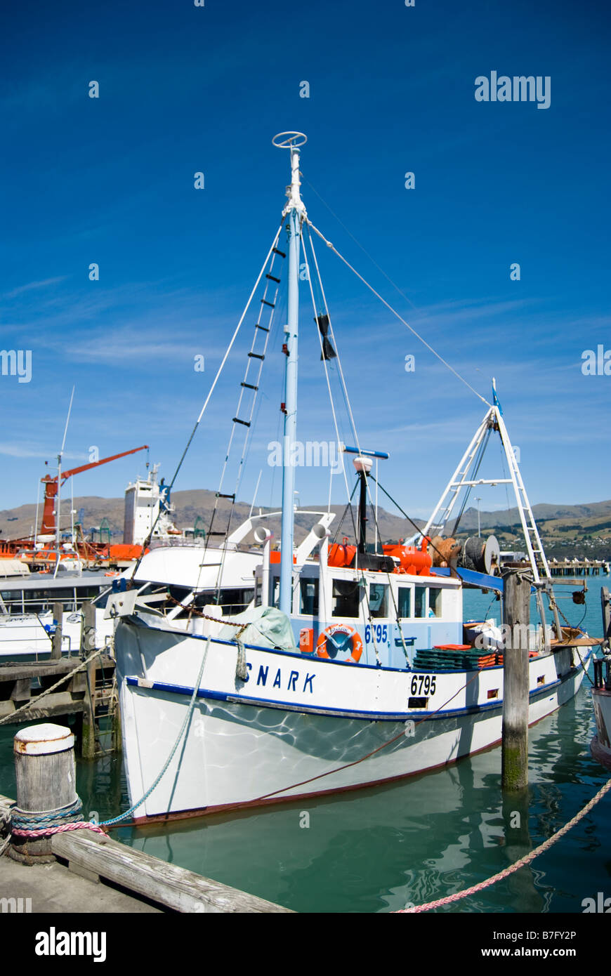 Bateau de pêche commerciale, Lyttelton Harbour, Lyttelton, la péninsule de Banks, Canterbury, Nouvelle-Zélande Banque D'Images