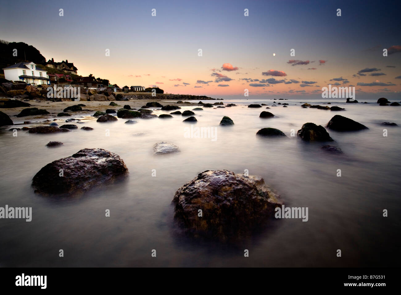 Crépuscule à Steephill Cove, Île de Wight Banque D'Images