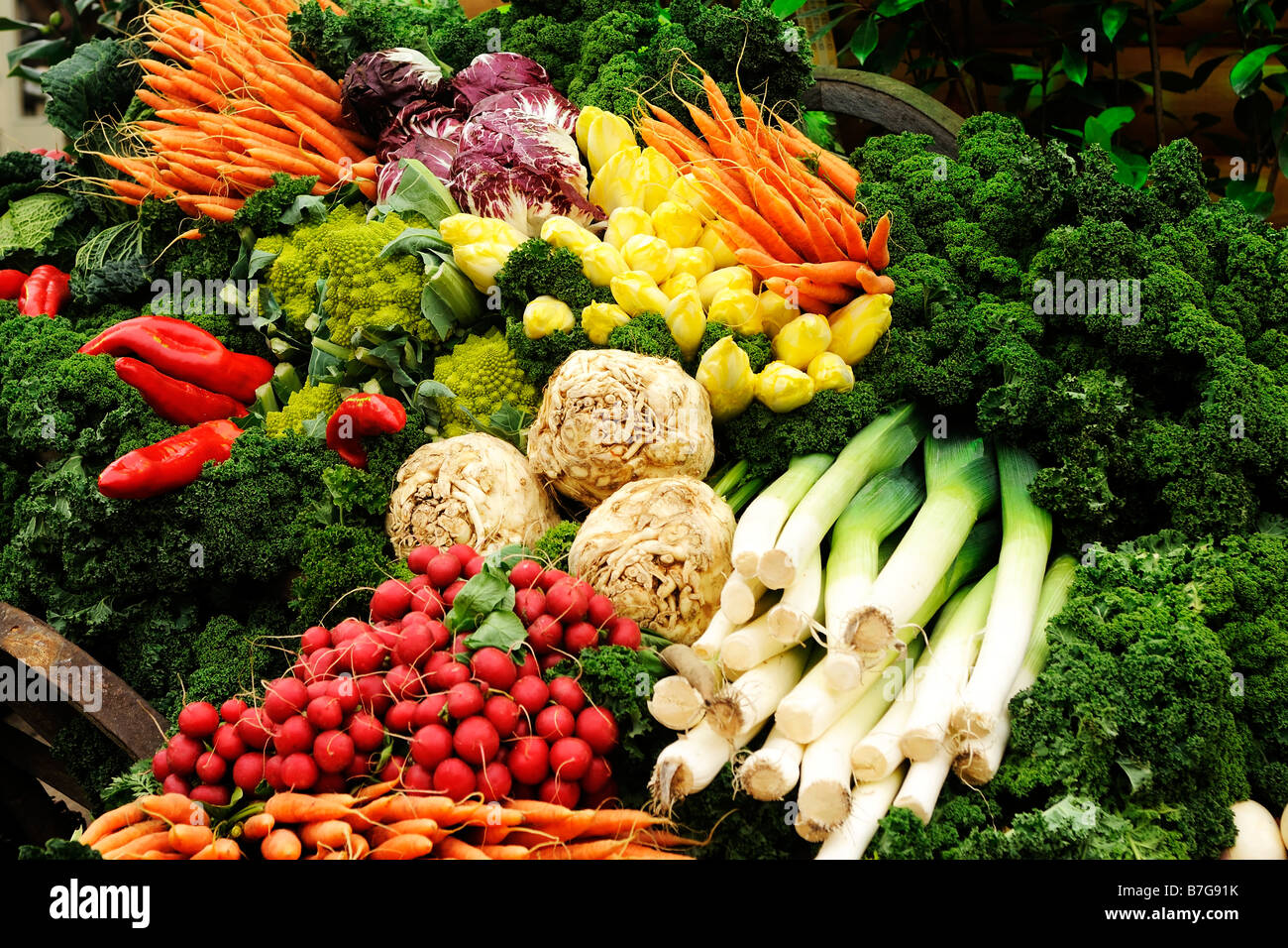 Les légumes comme décoration Gemüse als Dekoration Banque D'Images