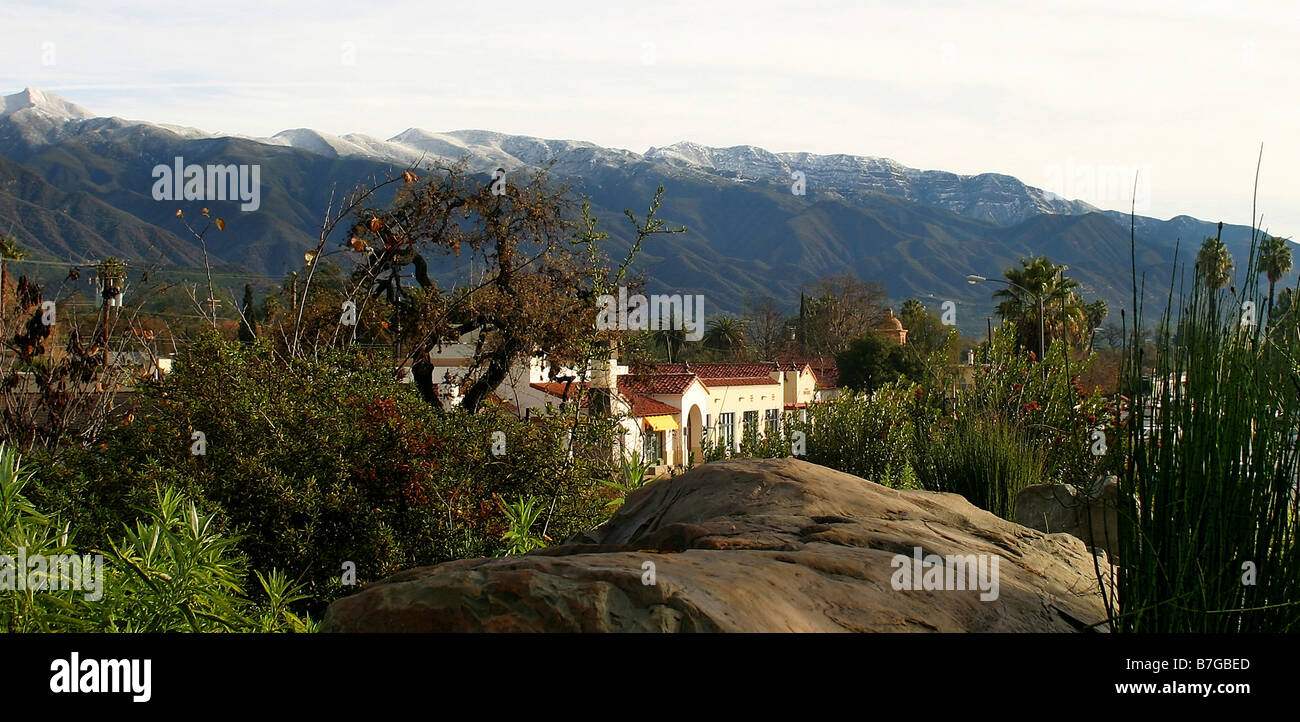 Ojai avec neige Banque D'Images