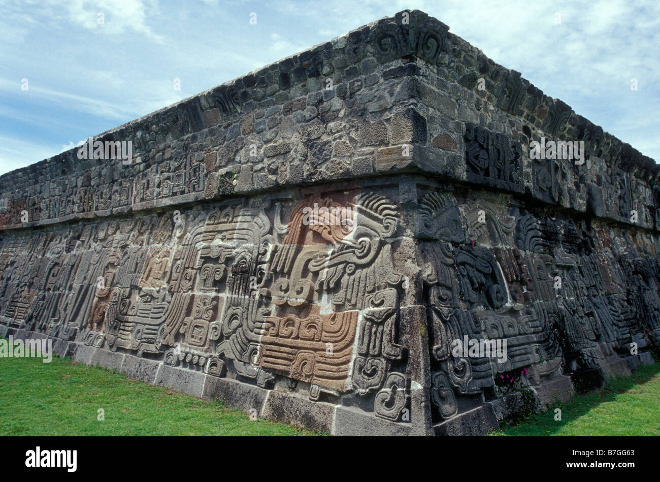 Pyramide du Serpent à plumes au ruines pré-hispaniques de Xochicalco près de Cuernavaca, Morelos, Mexique. Banque D'Images