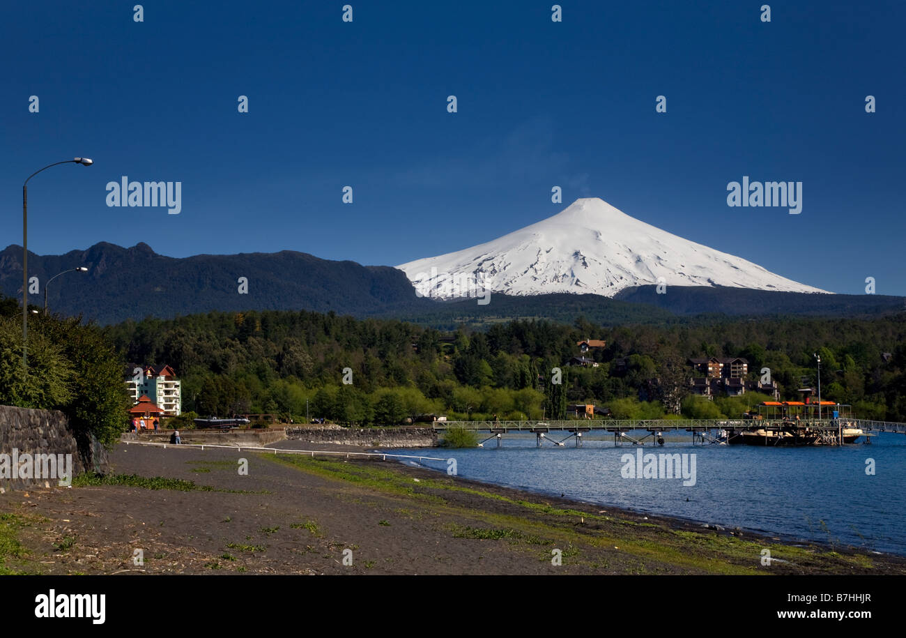 Volcan et Lac Villarrica, Pucon, Chili Banque D'Images