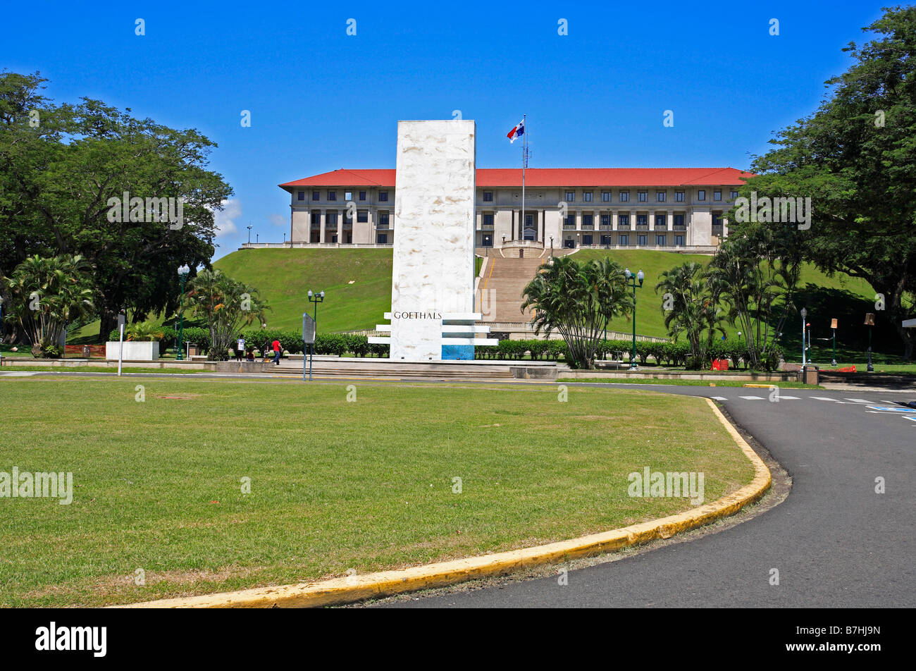Edificio de la administracion del canal de panama Banque de ...