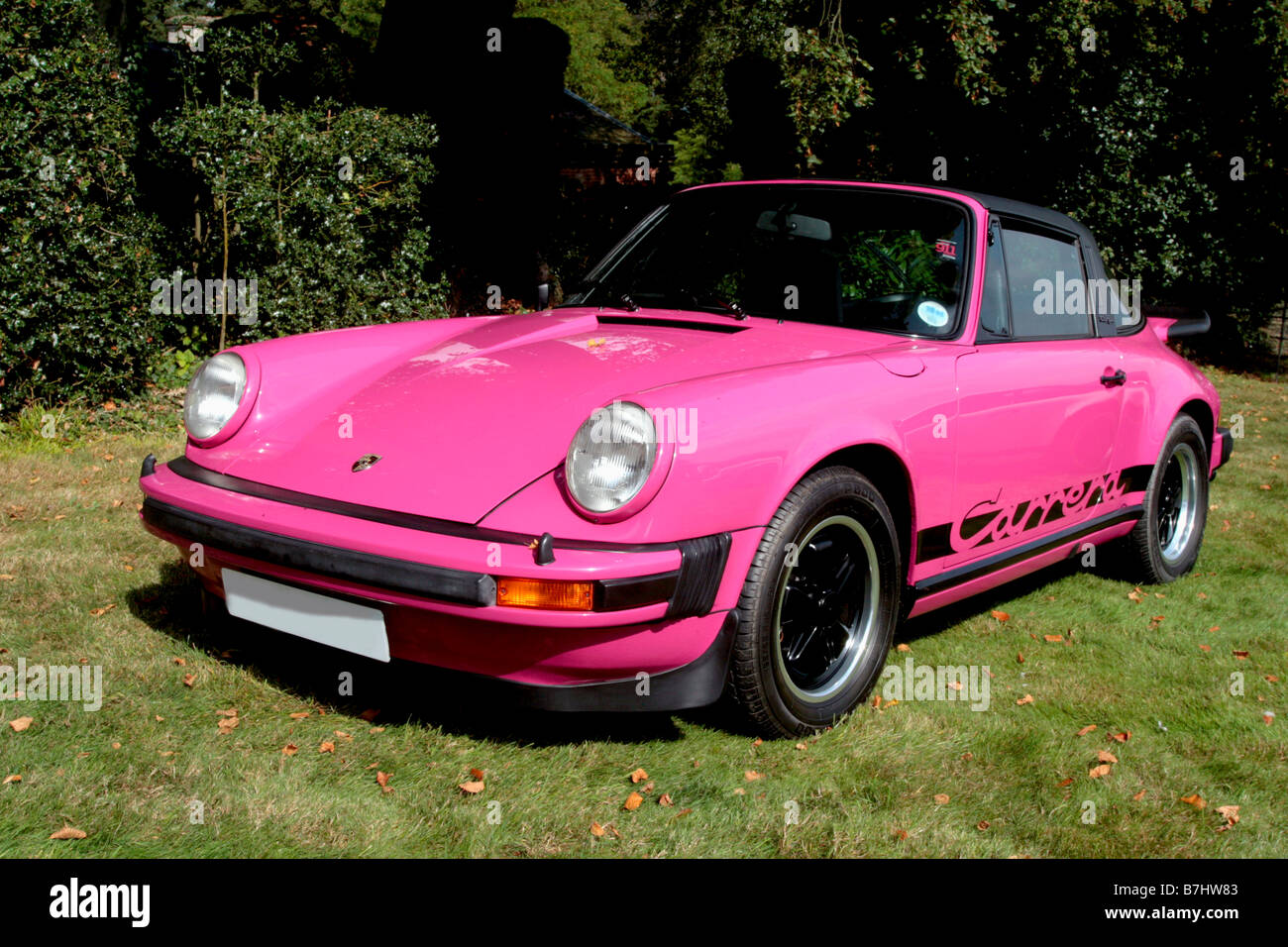 La Porsche 911 Carrera est une voiture de sport faite par Porsche AG de Stuttgart, en Allemagne. Banque D'Images