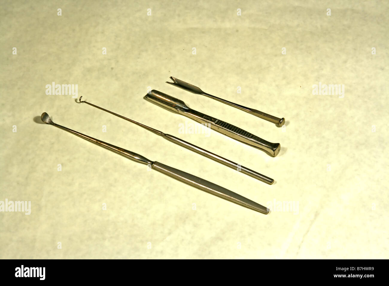 Instruments médicaux pour le grattage et dépose Banque D'Images