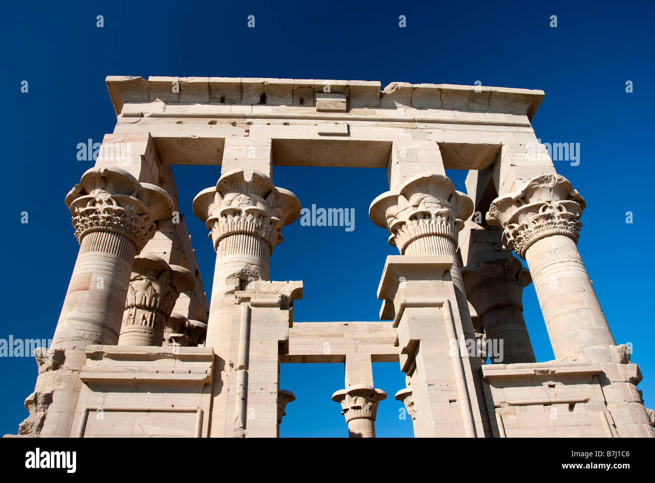 Détail de l'extérieur du Temple de Philae Kiosque Trajans Banque D'Images