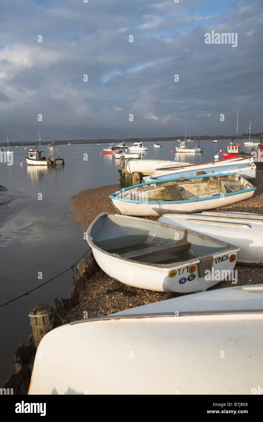 La pêche et la voile petit hameau de Felixstowe Ferry à l'embouchure de la rivière Deben Suffolk Angleterre Banque D'Images