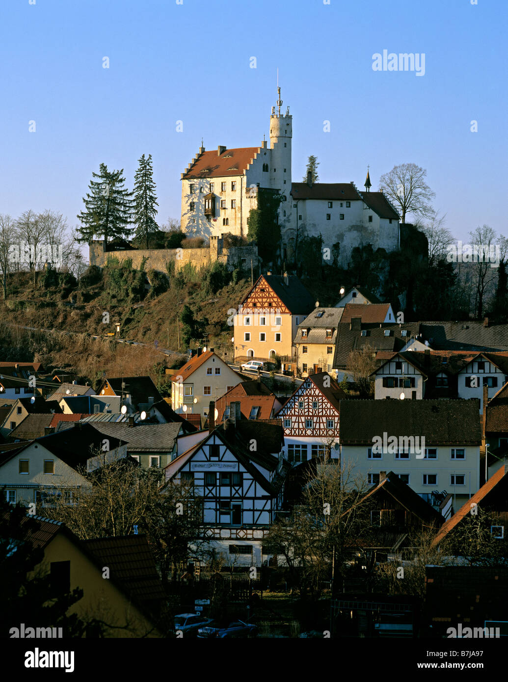 Gössweinstein Château et de la ville, la Franconie, Allemagne Banque D'Images