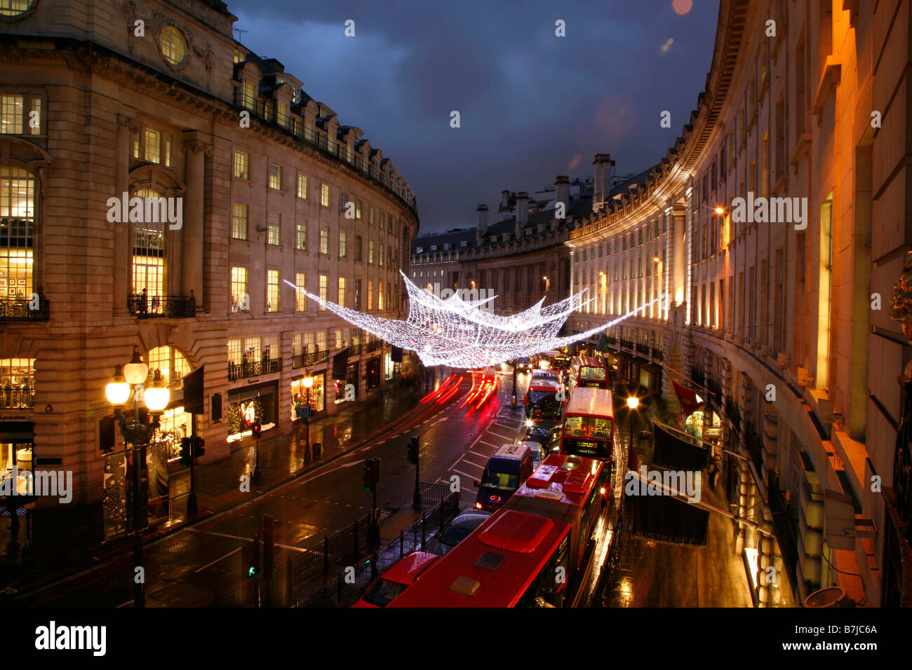 Lumières de Noël dans le quadrant dans Regent Street, Londres Banque D'Images