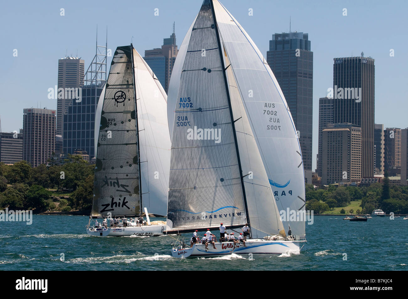 Yachts dans le port de Sydney Sydney, Australie Banque D'Images