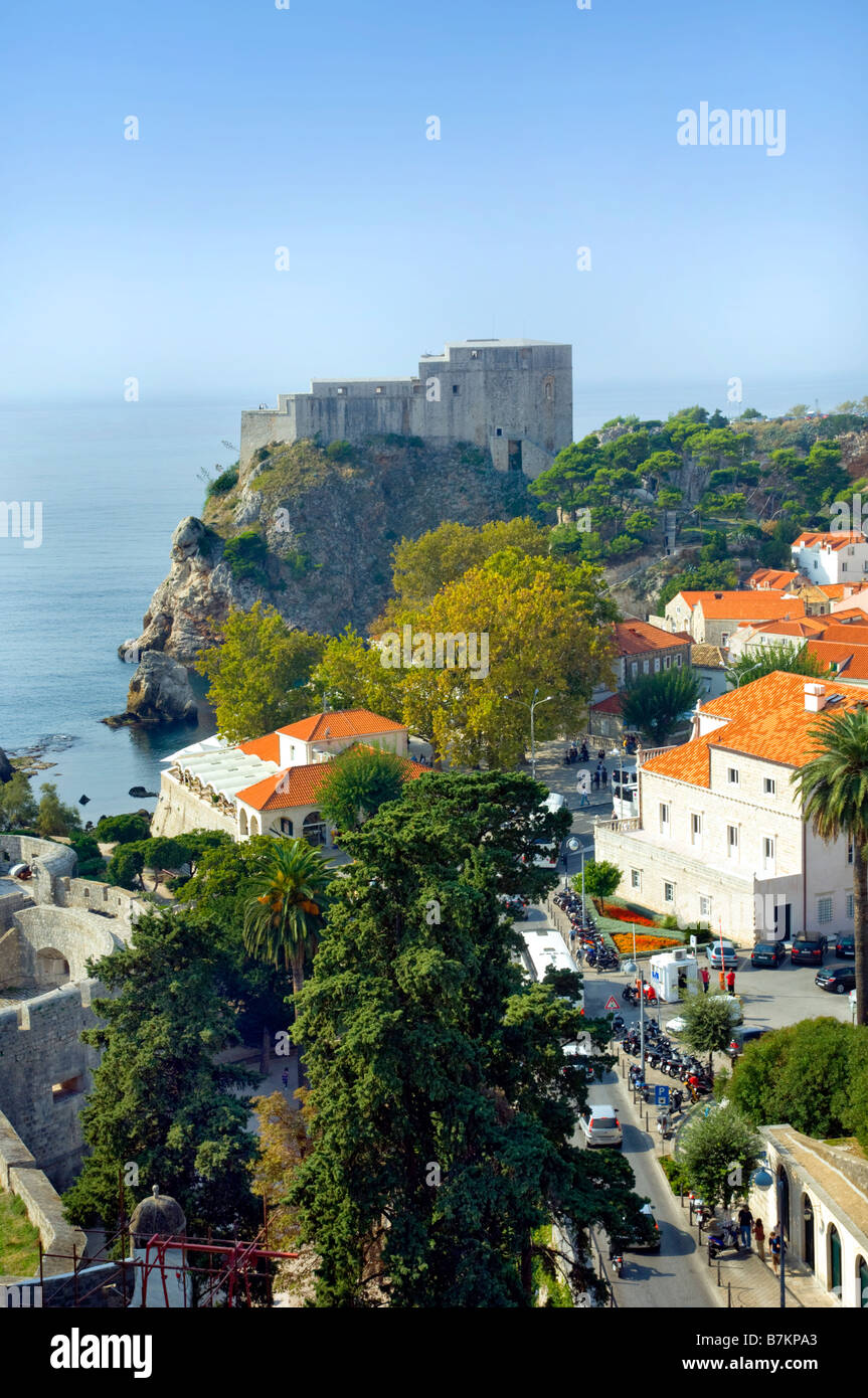 Une ancienne fortification à l'extérieur du mur de la vieille ville de Dubrovnik Croatie Banque D'Images