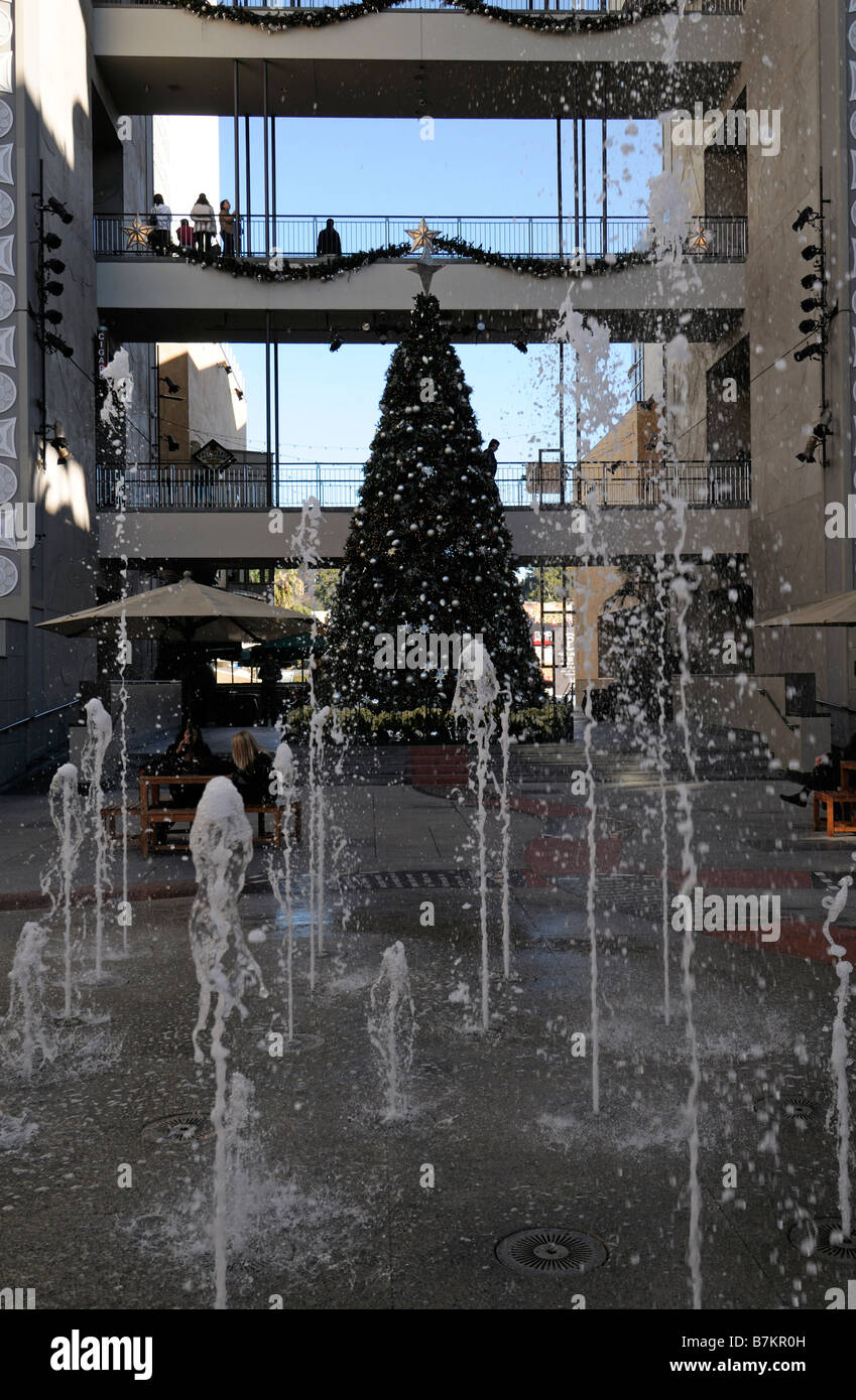 Arbre de Noël à Hollywood et highland mall centre commercial Los angeles californie Banque D'Images