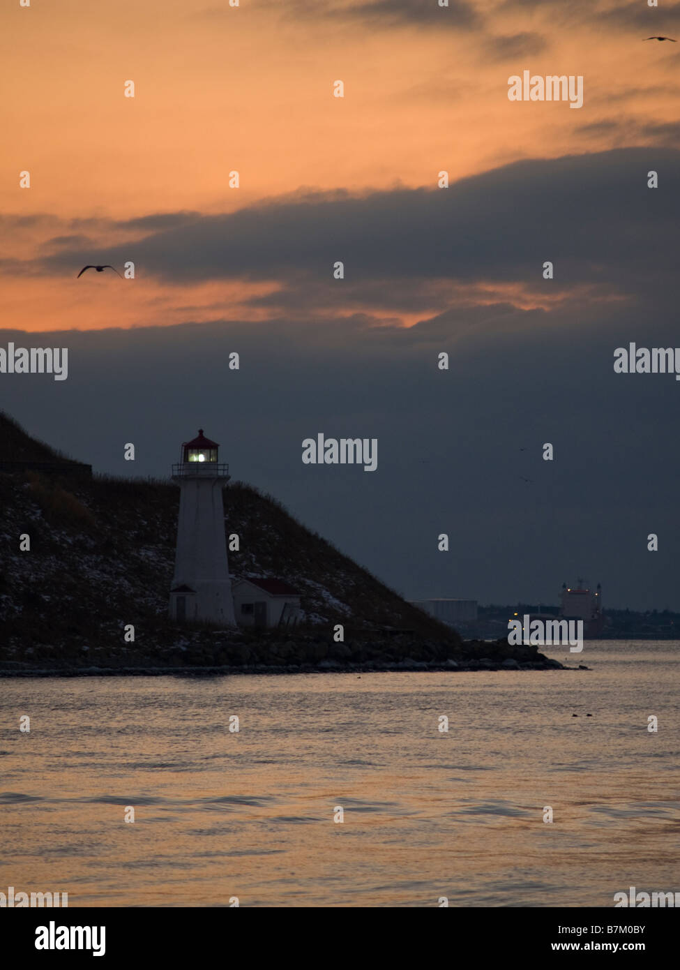 Lever du soleil à l'île George - Le port de Halifax, Nouvelle-Écosse, Canada Banque D'Images