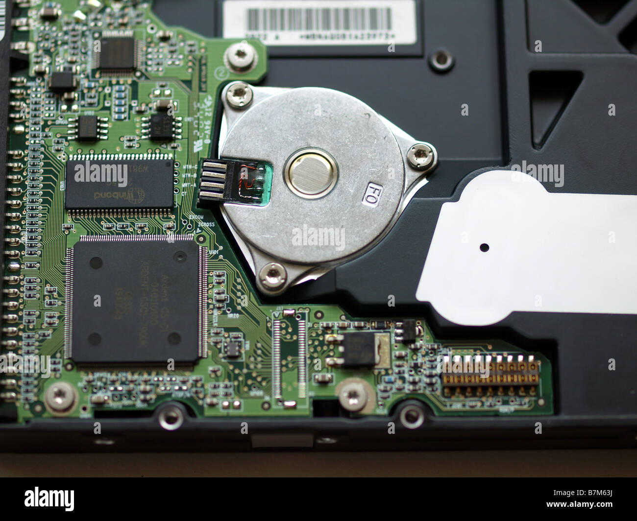Une macro image de disque dur d'ordinateur. Banque D'Images