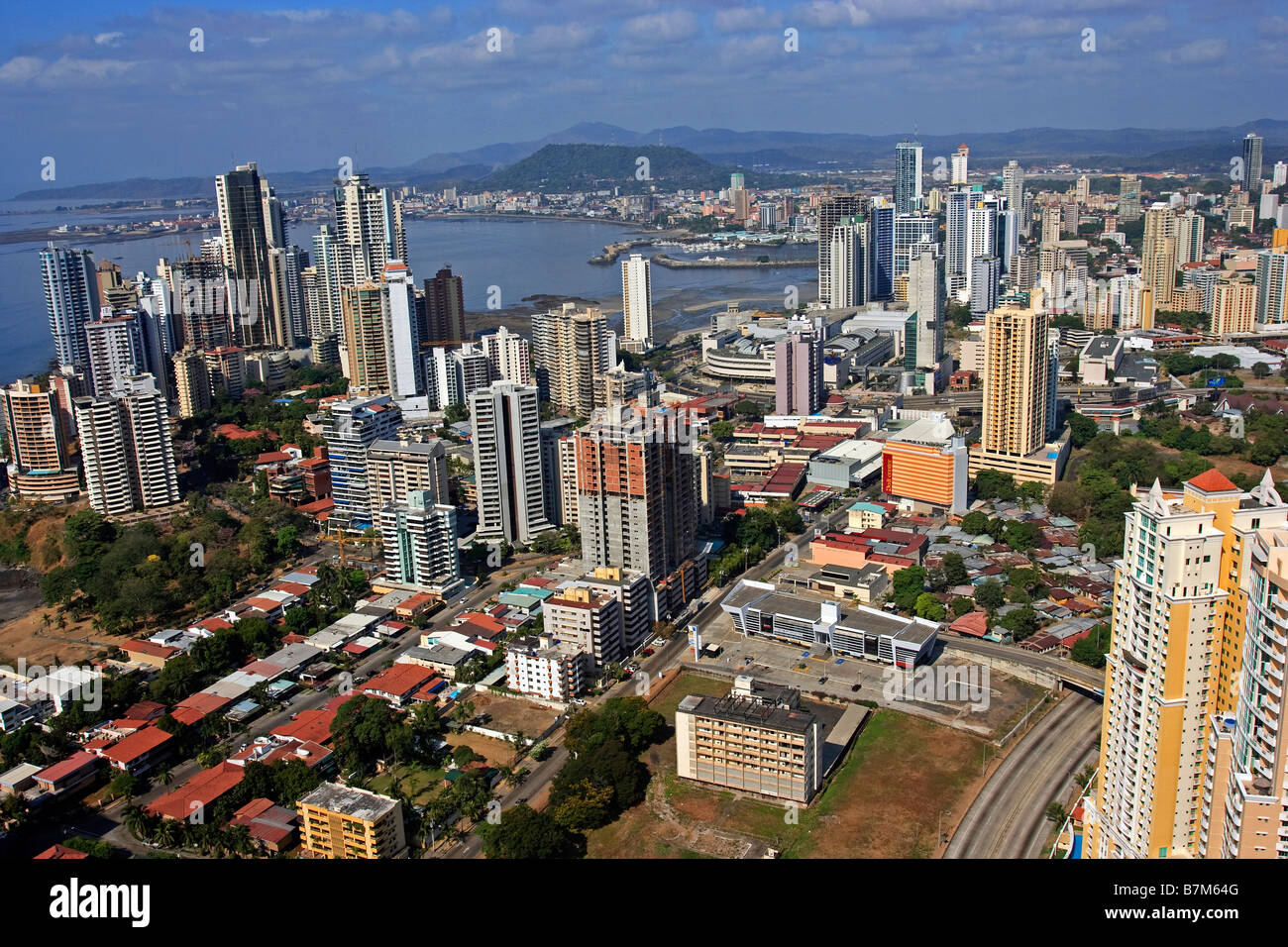 La ville est située à l'entrée du Pacifique du canal de Panama, dans la province de Panama. La ville est le centre politique et administratif de la Banque D'Images