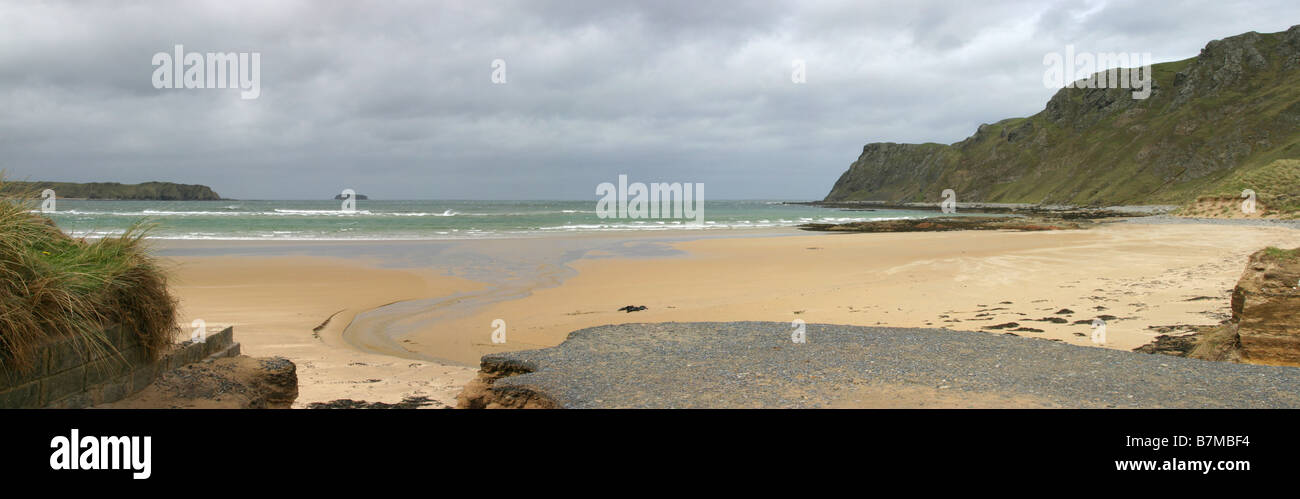 Retour Strand Beach Malin Donegal vers Doagh Isle et Glashedy panorama Banque D'Images