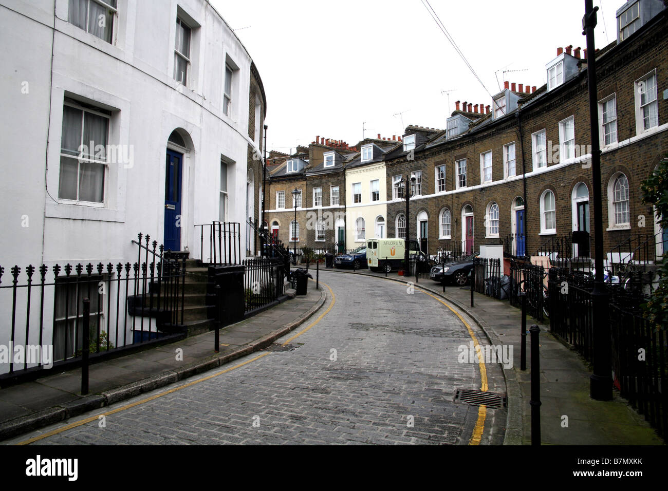 Keystone Crescent, Kings Cross, Londres est un coin tranquille à un jet de pierre de la gare Banque D'Images