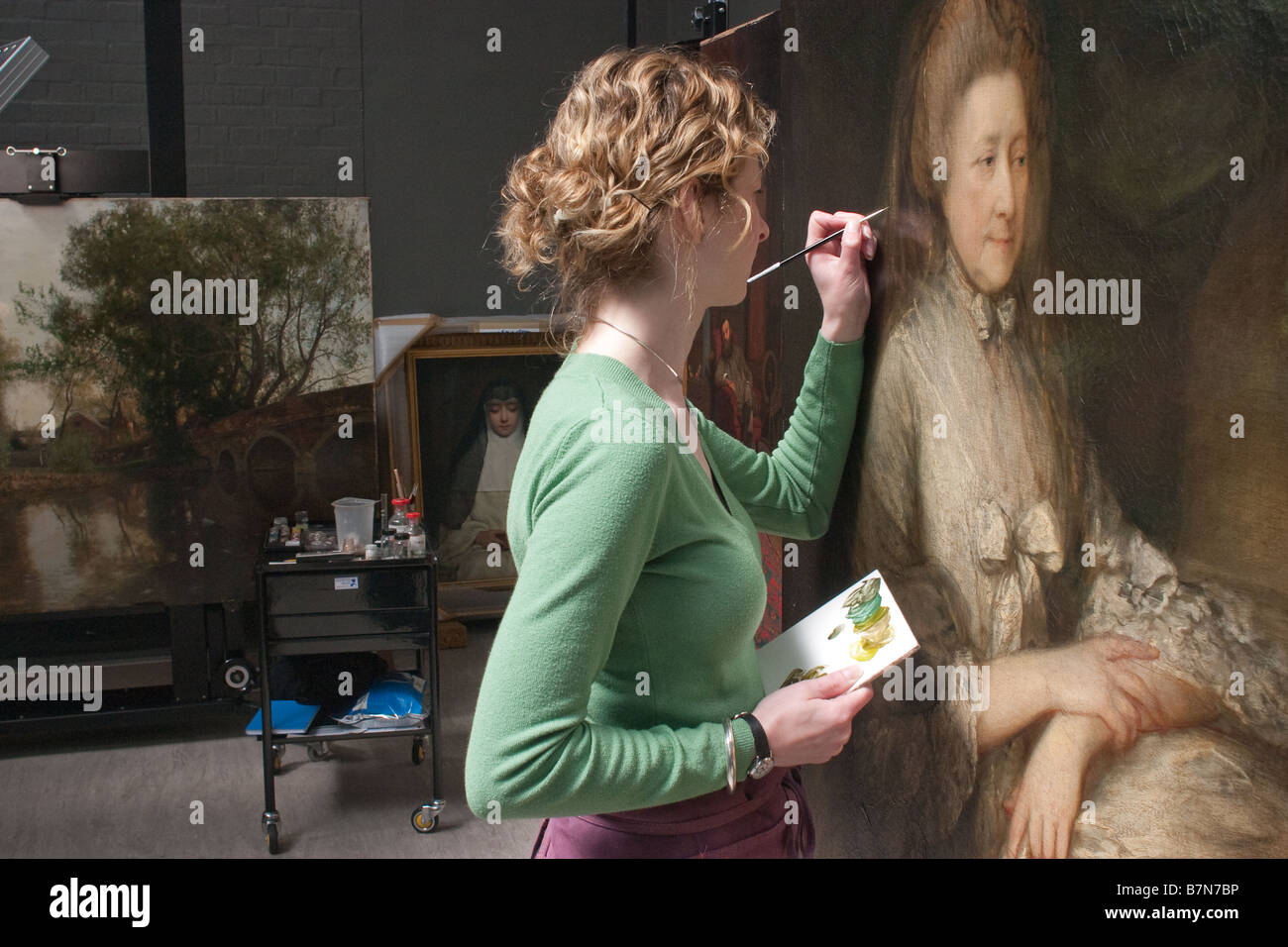 Travaux de restauration de peinture au Centre de Conservation de Liverpool Banque D'Images