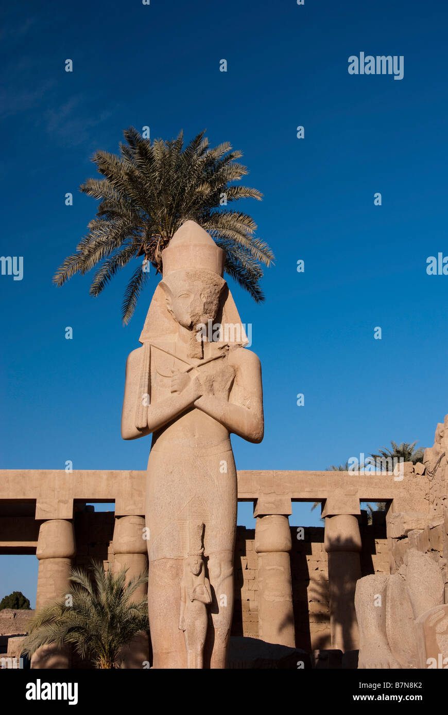 Statue de Panejem Temple de Karnak Banque D'Images